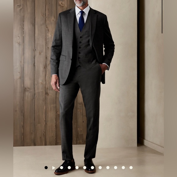 Banana Republic | Signature Italian Nailhead Suit Pants in Gray | 36R - Picture 2 of 6